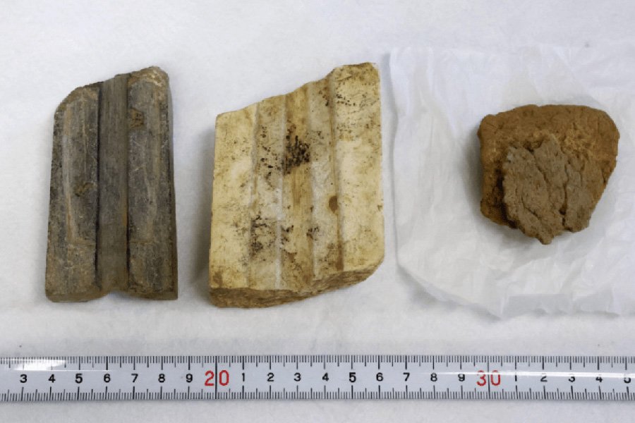 В Японии обнаружены, возможно, самые старые в стране каменные формы для литья из бронзы